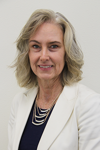 Robyn <br />  Johnson